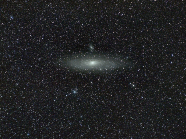 ../previews/003-20230909_M31_Pent2-8-135_cl5-6_iso1600_Eos1100D_ioptron_Siril.jpeg.medium.jpeg